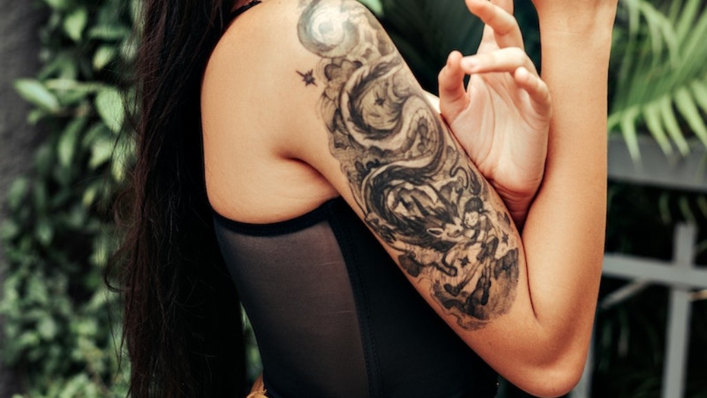 Czy Kristen Bell naprawdę jest pokryta tatuażami?